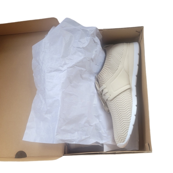 Ugg Women Willows II Sz11 - Picture 6 of 9